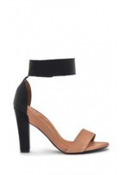 купить Босоножки на каблуке Jeffrey Campbell JC-093-1-black_nude, черные/коричневые фото Босоножки на каблуке Jeffrey Campbell JC-093-1-black_nude, черные/коричневые