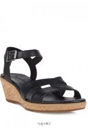 купить Босоножки на платформе Timberland TBL8113AW, черные фото Босоножки на платформе Timberland TBL8113AW, черные